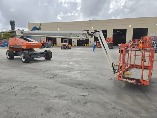 2017 Snorkel TB86J Boom Lift
