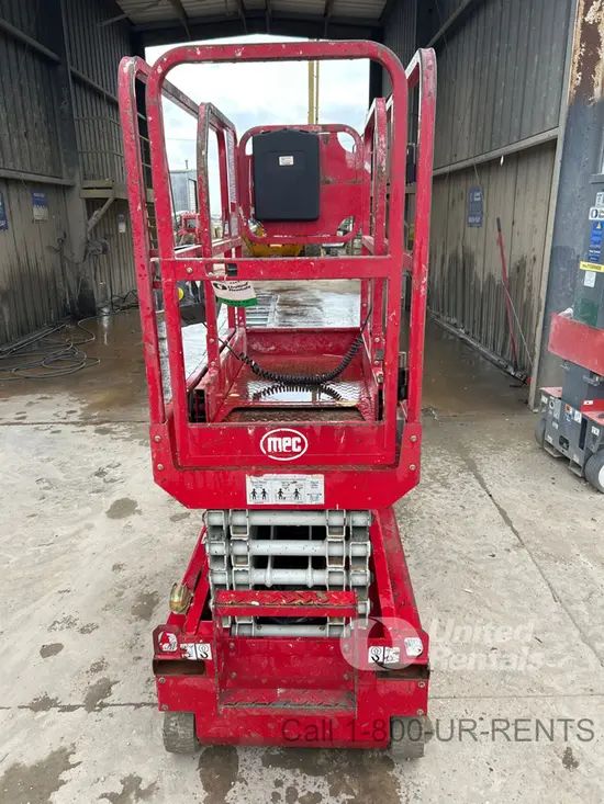2018 MEC MICRO 19 Scissor Lift