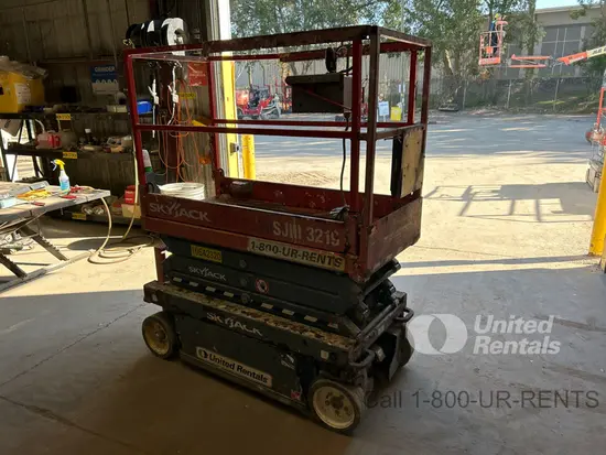 2016 Skyjack SJIII3219 Scissor Lift