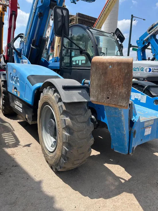 2018 Genie GTH-1256 Forklift