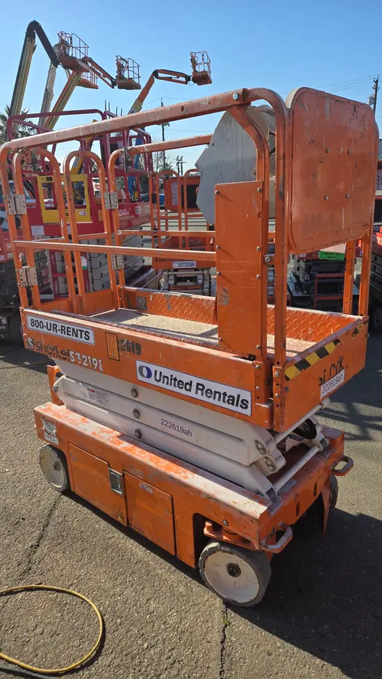 2019 Snorkel S3219E Scissor Lift