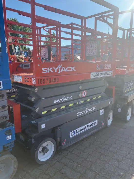 2017 Skyjack SJ3219SC Scissor Lift