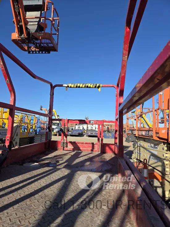 2017 MEC 4046SE Scissor Lift