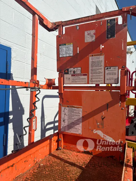 2017 JLG 2632ES Scissor Lift