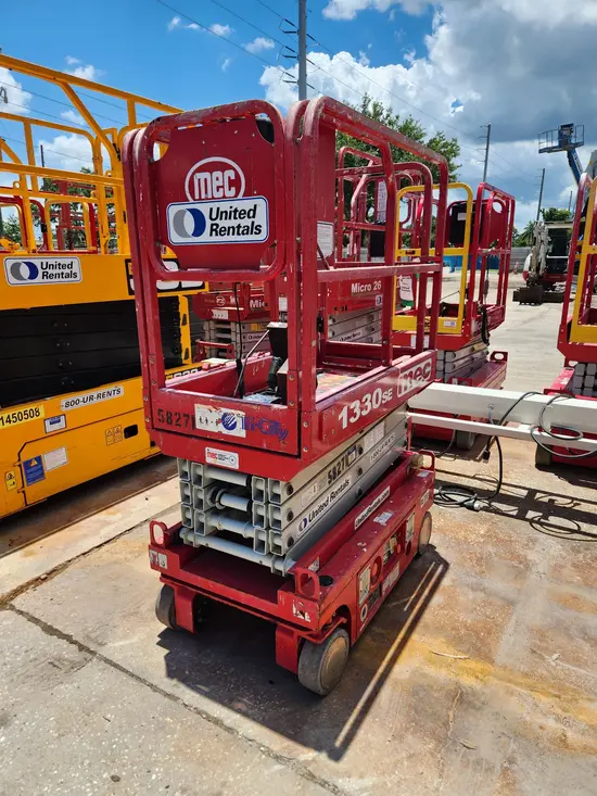 2018 MEC 1330SE Scissor Lift