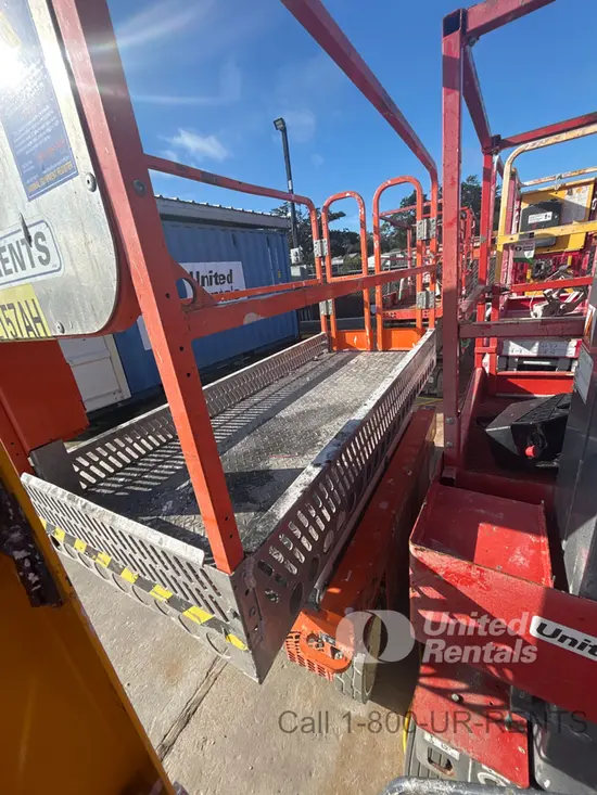 2019 Snorkel S3215L Scissor Lift