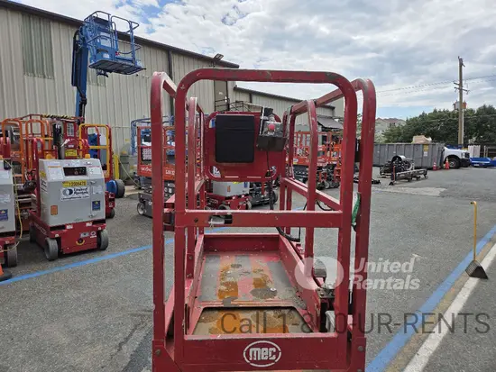 2017 MEC 1330SE Scissor Lift
