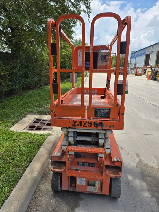 2019 Snorkel S3219E Scissor Lift