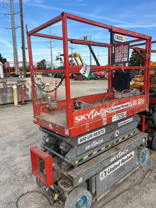 2015 Skyjack SJIII3219 Scissor Lift