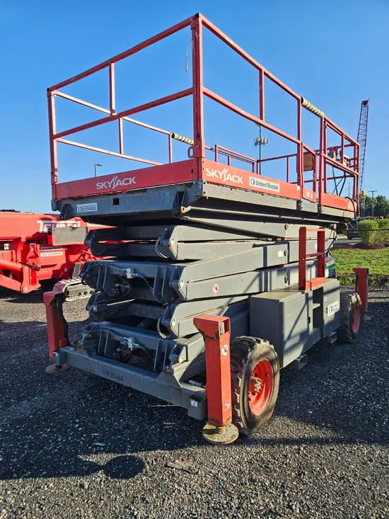 2017 Skyjack SJ9250RT Rough Terrain Scissor Lift