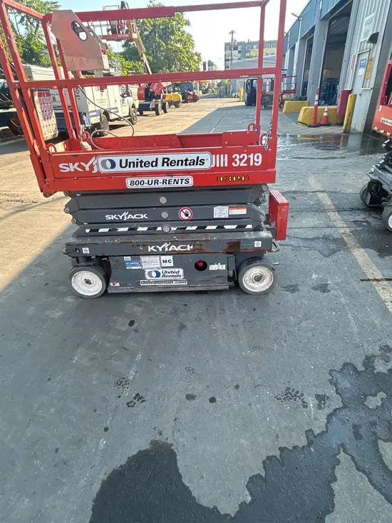2018 Skyjack SJIII3219 Scissor Lift