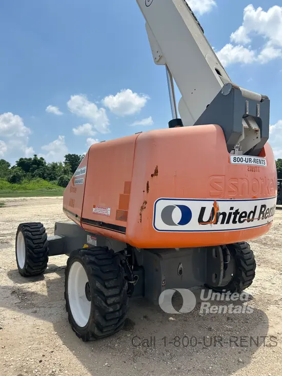 2018 Snorkel 660SJ Boom Lift