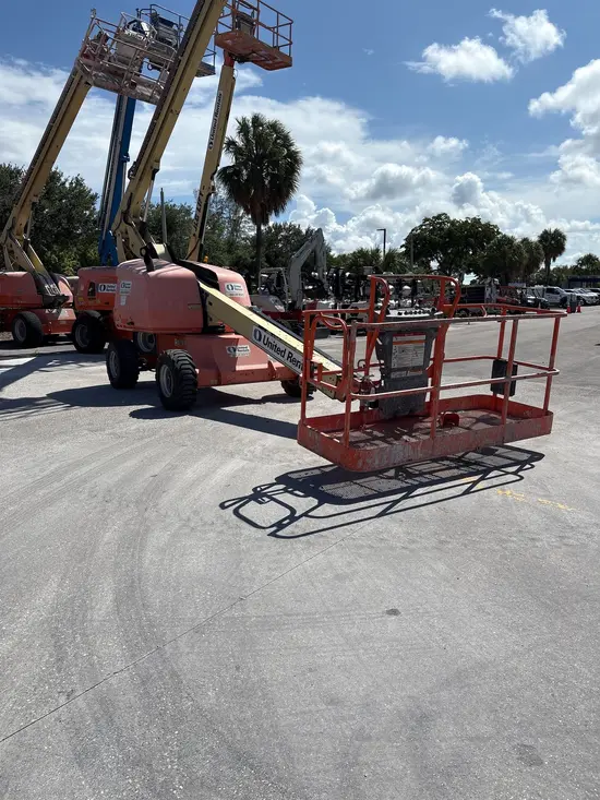 2016 JLG 400S Boom Lift