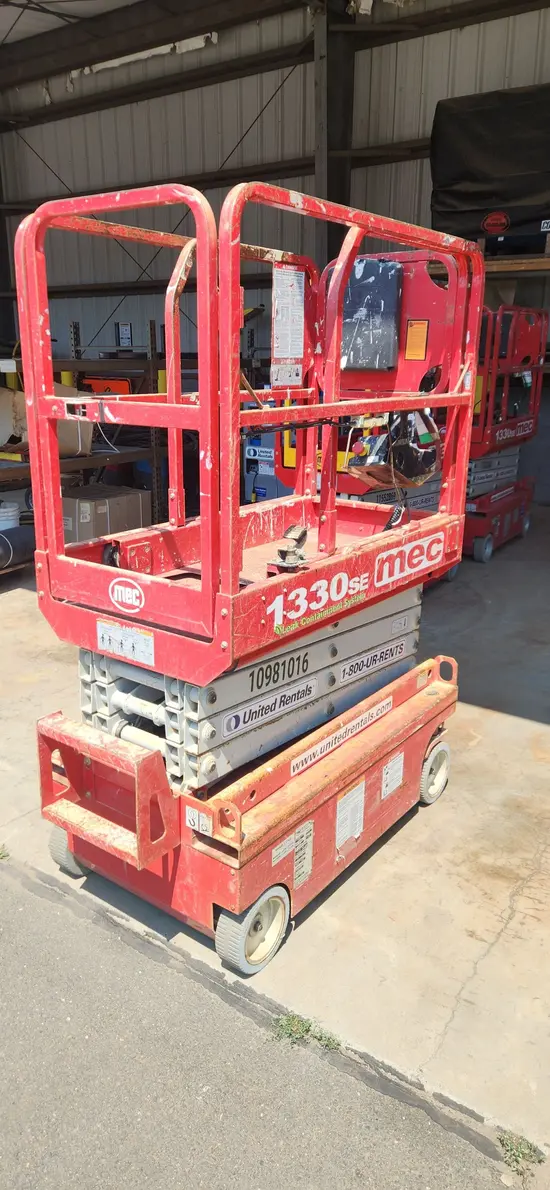 2019 MEC 1330SE Scissor Lift