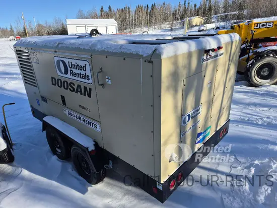 2023 Doosan XP825/HP750WCU Air Compressor