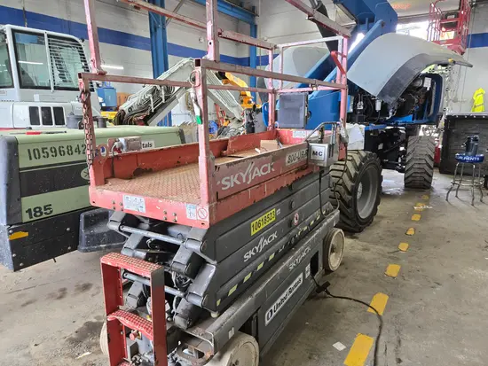 2017 Skyjack SJIII3226 Scissor Lift