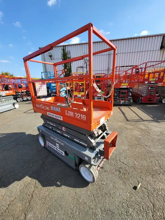 2017 Skyjack SJIII3219 Scissor Lift