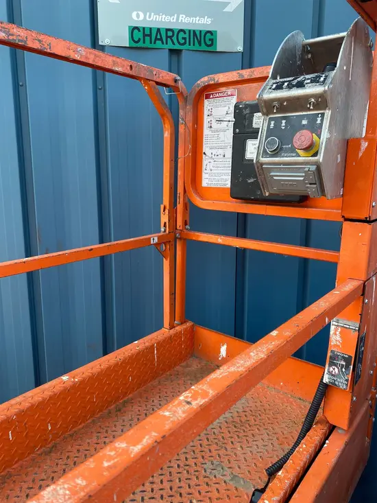 2019 Snorkel S3226E Scissor Lift