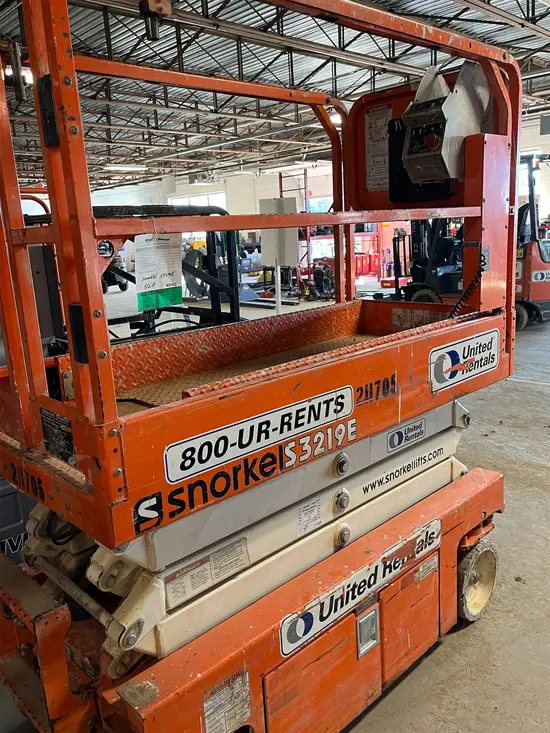 2018 Snorkel S3219E Scissor Lift