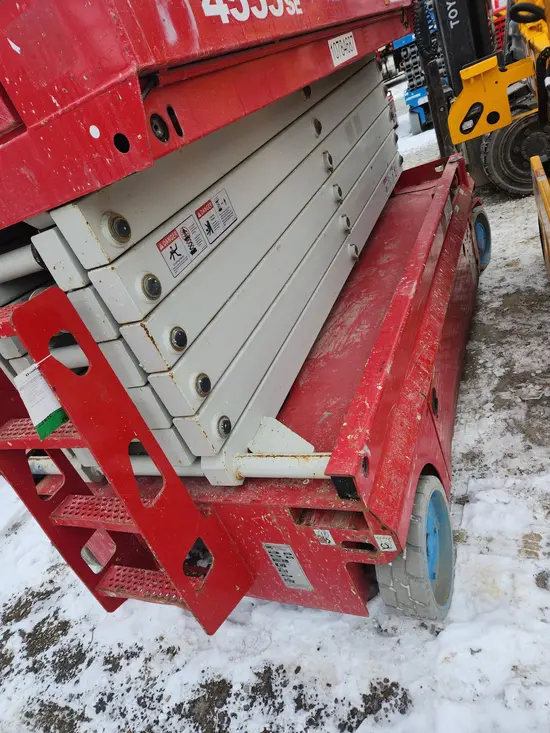 2018 MEC 4555SE Scissor Lift