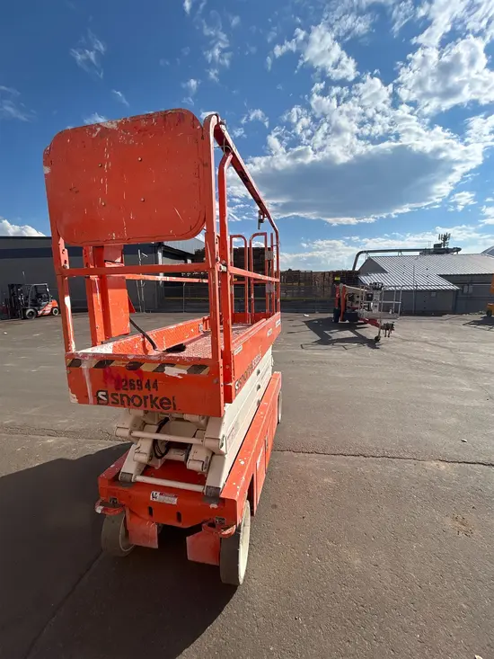 2019 Snorkel S3226E Scissor Lift
