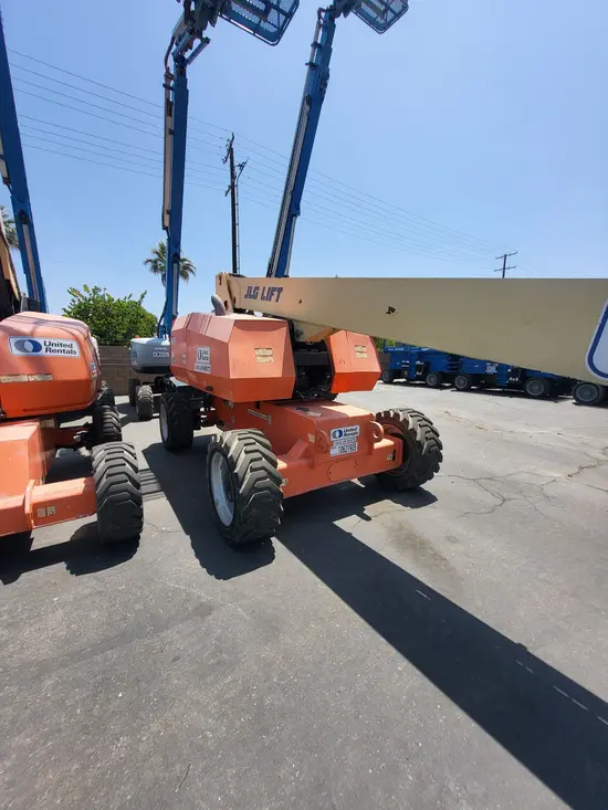 2017 JLG 800S Boom Lift