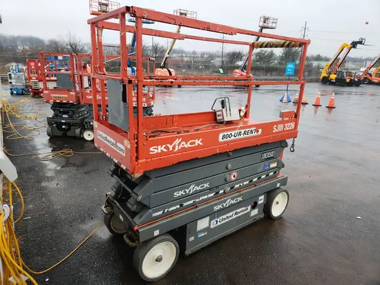 2018 Skyjack SJIII3226 Scissor Lift