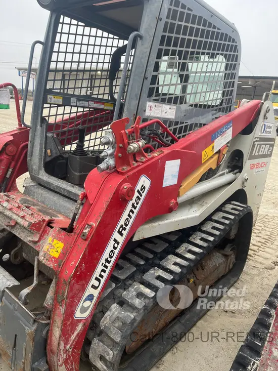 2021 Takeuchi TL8R2R Track Loader