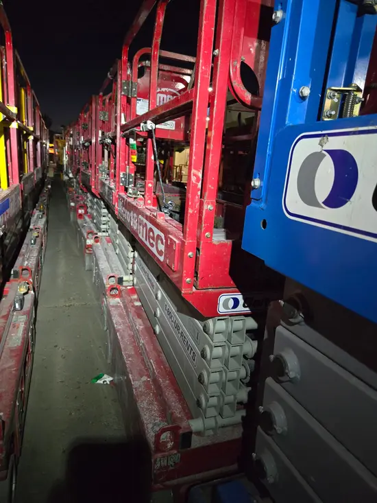2019 MEC MICRO 19 Scissor Lift