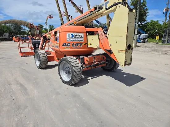2017 JLG 600AJ Articulating Boom Lift