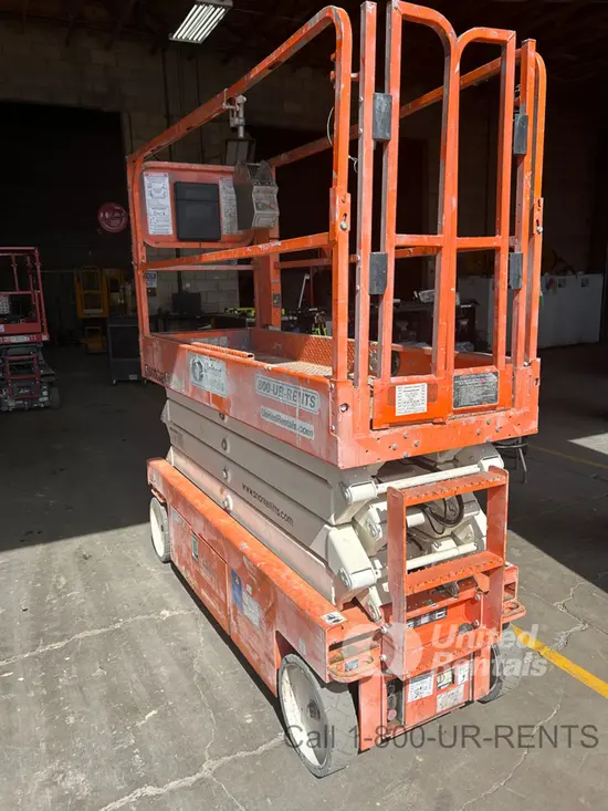 2019 Snorkel S3226E Scissor Lift