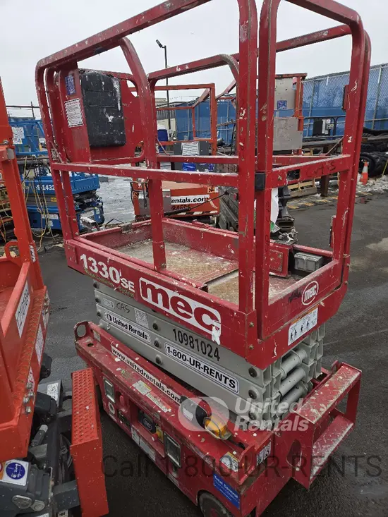 2019 MEC 1330SE Scissor Lift