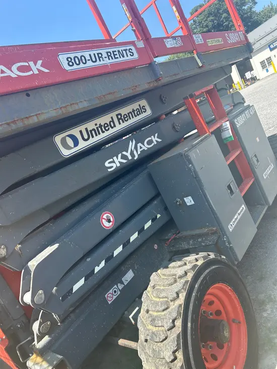 2016 Skyjack SJ8841RT Rough Terrain Scissor Lift