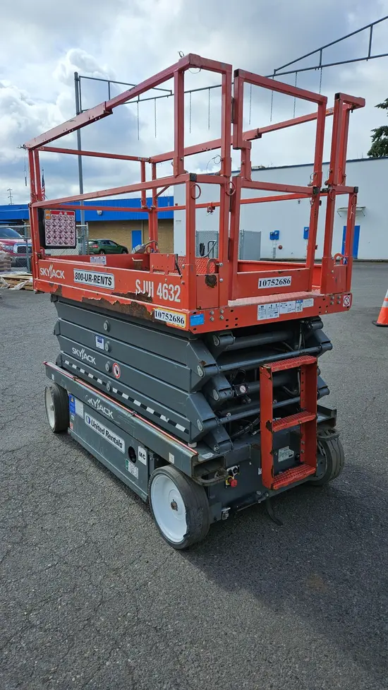 2018 Skyjack SJIII4632 Scissor Lift