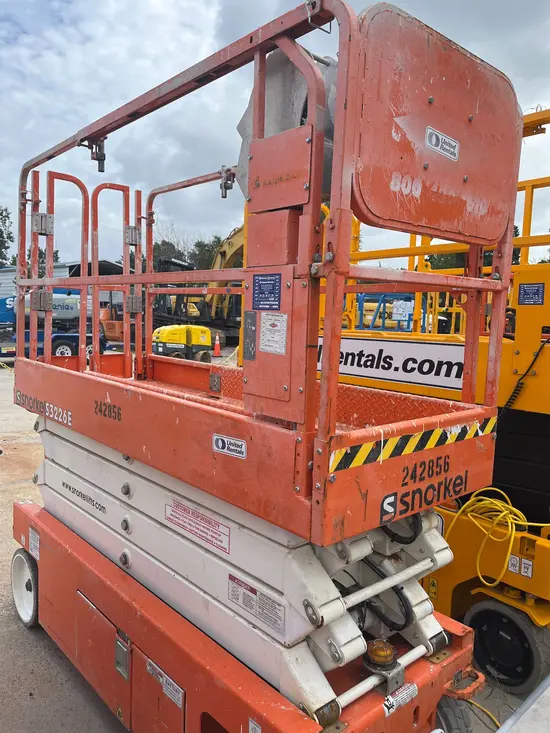 2019 Snorkel S3219E Scissor Lift
