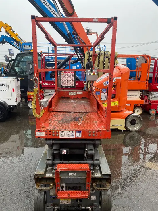 2018 Skyjack SJIII3219 Scissor Lift