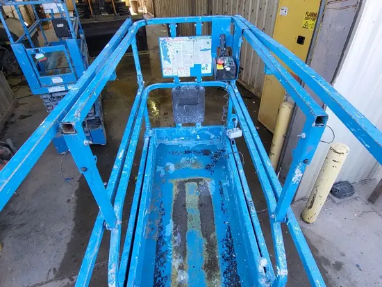 2017 Genie GS-3232 Scissor Lift