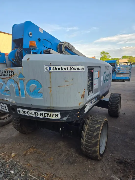 2016 Genie S-60X Boom Lift