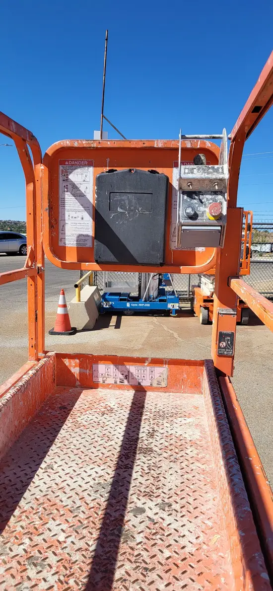 2019 Snorkel S3219E Scissor Lift