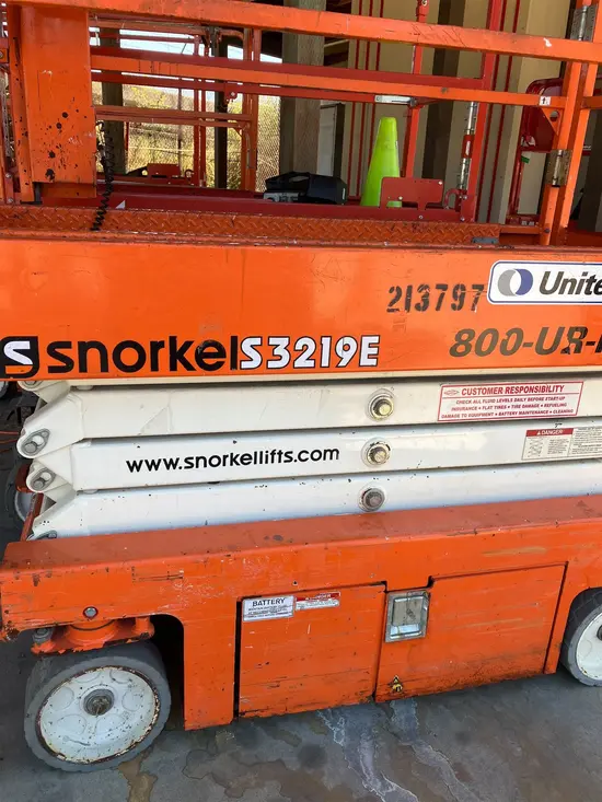 2018 Snorkel S3219E Scissor Lift