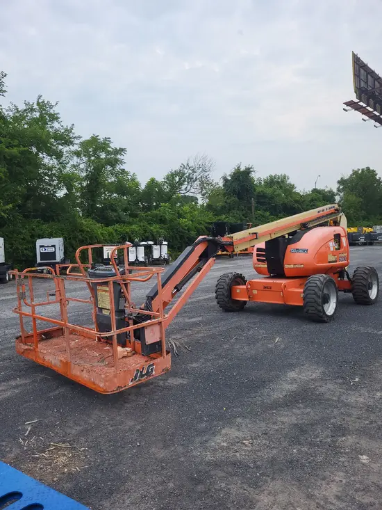 2015 JLG 600AJ Articulating Boom Lift