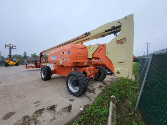 2017 JLG 800AJ Articulating Boom Lift