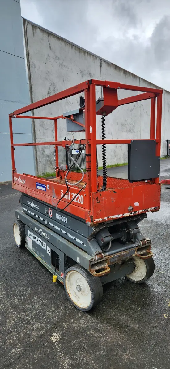 2018 Skyjack SJIII3220 Scissor Lift