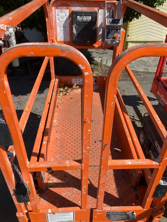 2018 Snorkel S3219E Scissor Lift
