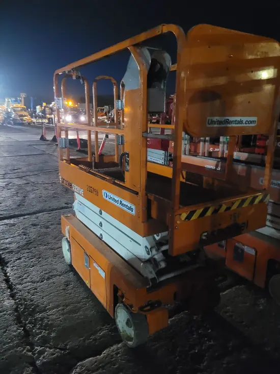 2019 Snorkel S3219E Scissor Lift