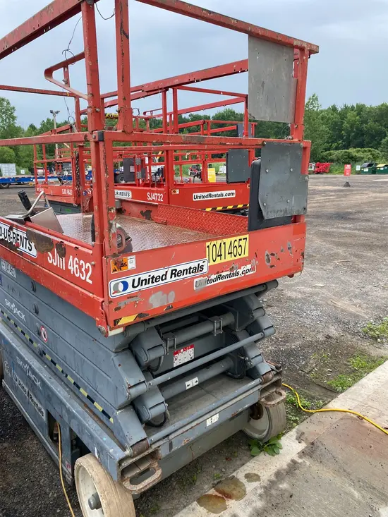2015 Skyjack SJIII4632 Scissor Lift
