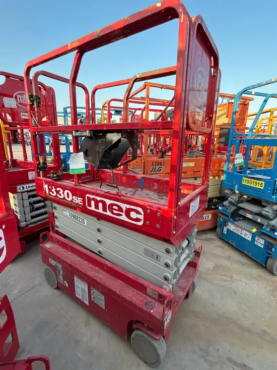2019 MEC 1330SE Scissor Lift