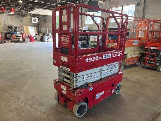 2018 MEC 1930SE Scissor Lift