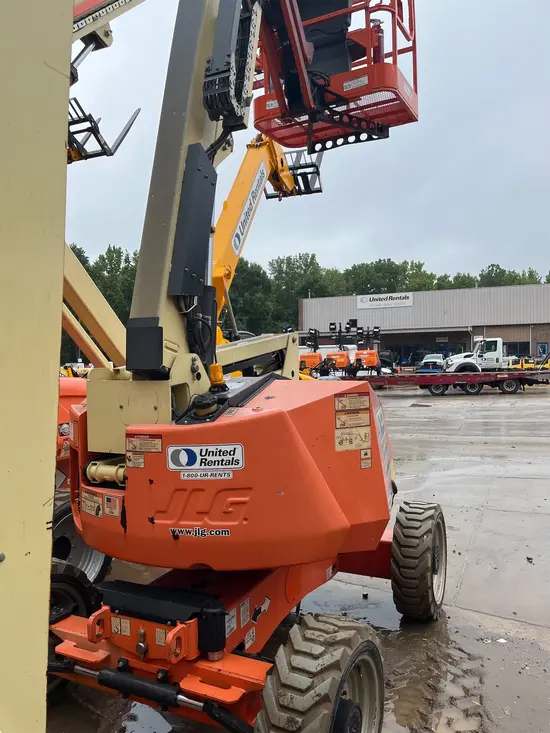 2018 JLG 340AJ Articulating Boom Lift