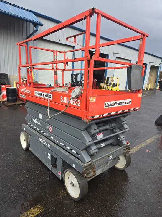 2018 Skyjack SJIII4632 Scissor Lift
